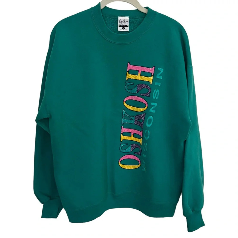 Vintage Oskhosh, Wisconsin 90’s Crewneck L